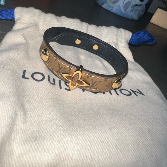 Louis Vuitton Reverse Monogram Bracelet - Picture 1 of 4